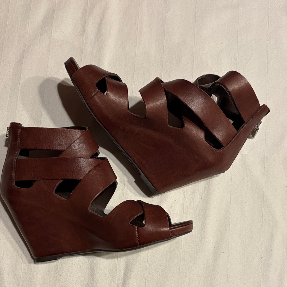 DV by Dolce Vita Chocolate Brown Wedge Sandals - Picture 5 of 5